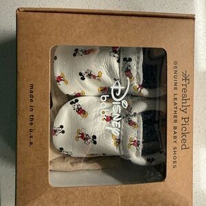 Freshly Picked Disney Baby White Mickey Mouse Leather Moccasins